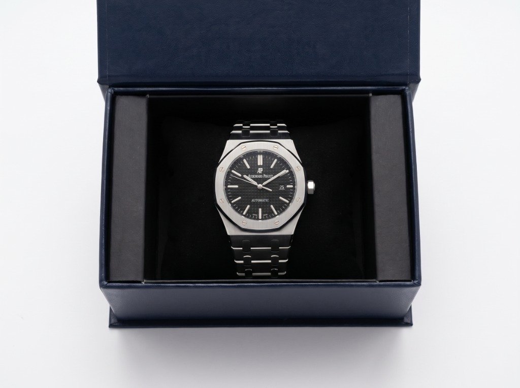 MD Octagon Royal Black Tapisserie Watch
