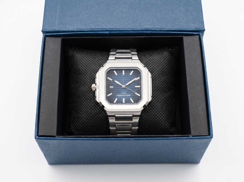MD Cushion Architectural Ocean Blue Watch